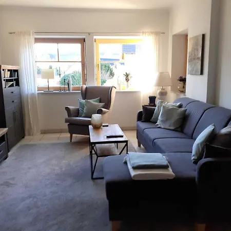 Flat With Idyllic Garden In