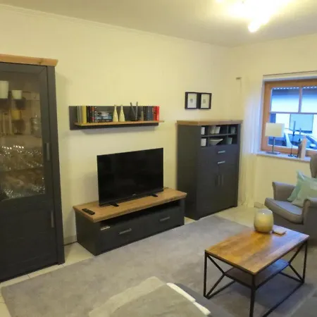 Charmante Erdgeschosswohnung In *