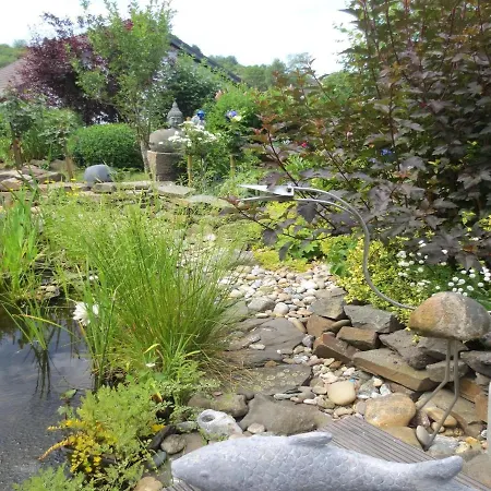 Charmante Erdgeschosswohnung In Apartment Daun