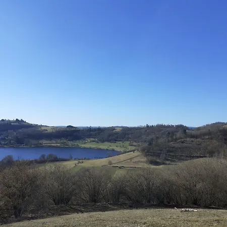 Charmante Erdgeschosswohnung In *