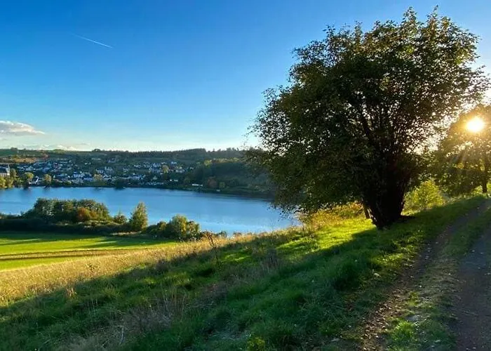 Charmante Erdgeschosswohnung In *